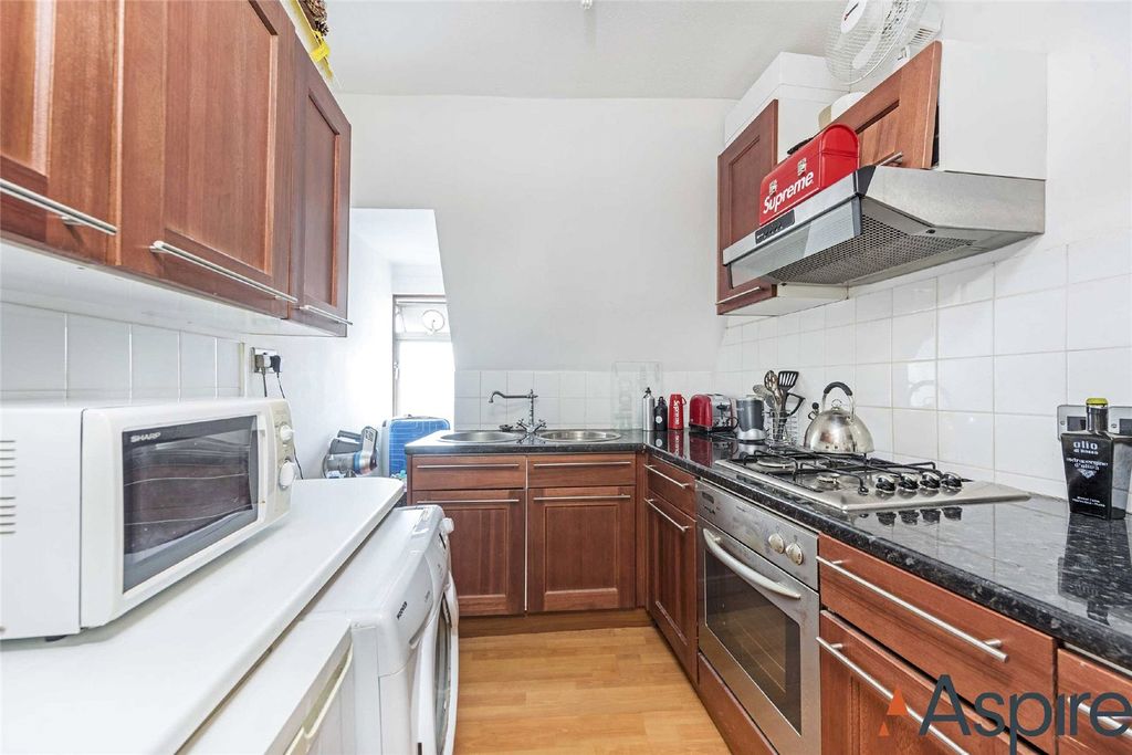 Property photo 2 of 5 Picture No. 04