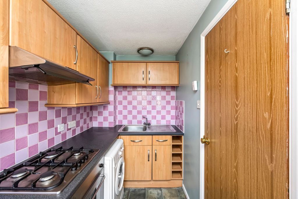 Property photo 2 of 14