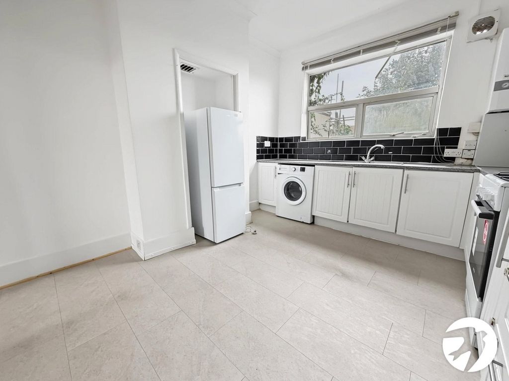 Property photo 3 of 10 Picture No. 07