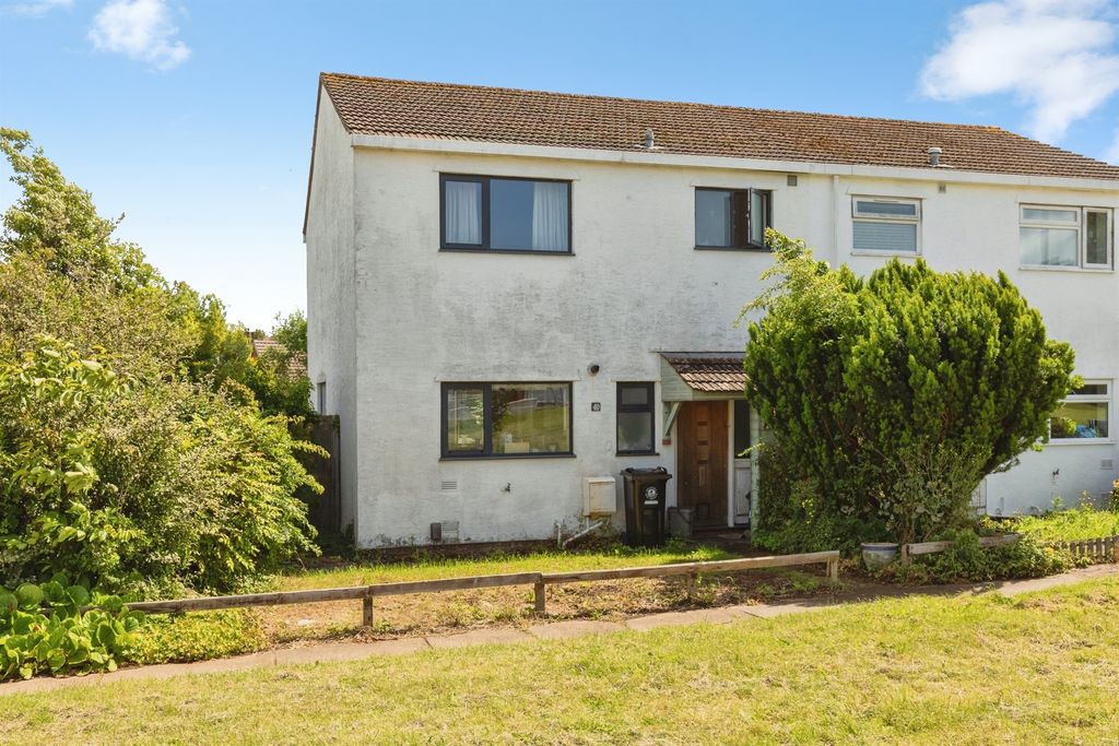 Property photo 1 of 12