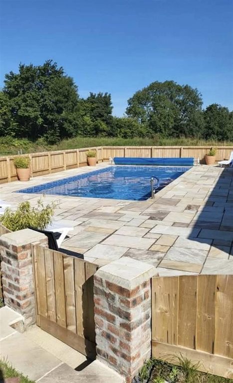 Property photo 3 of 30 5B83F778-d783-43E7-836E-5Fdfc8195E9A 2.Jpg