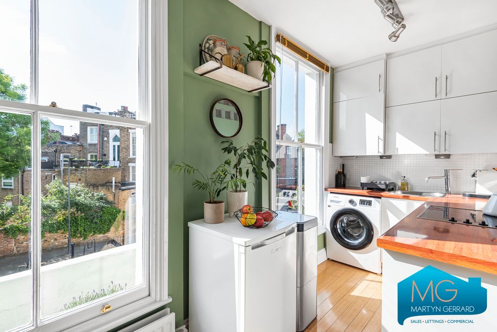 Property photo 3 of 14 Picture No. 02