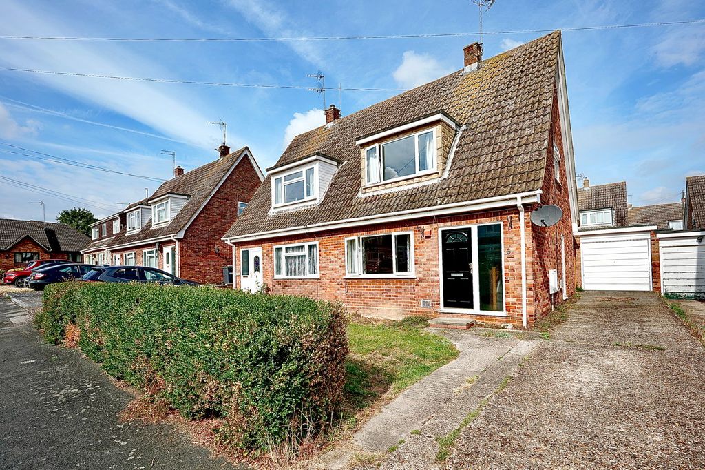 Property photo 1 of 9