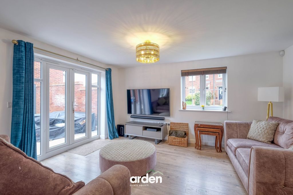 Property photo 2 of 16