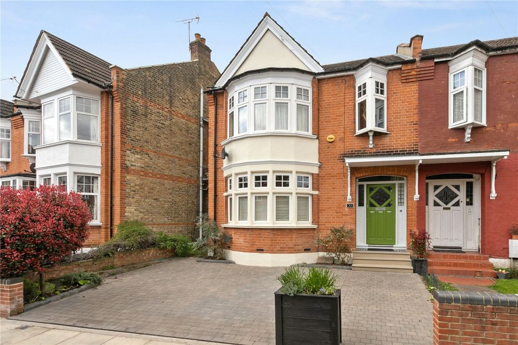 Property photo 2 of 19 Picture No. 27