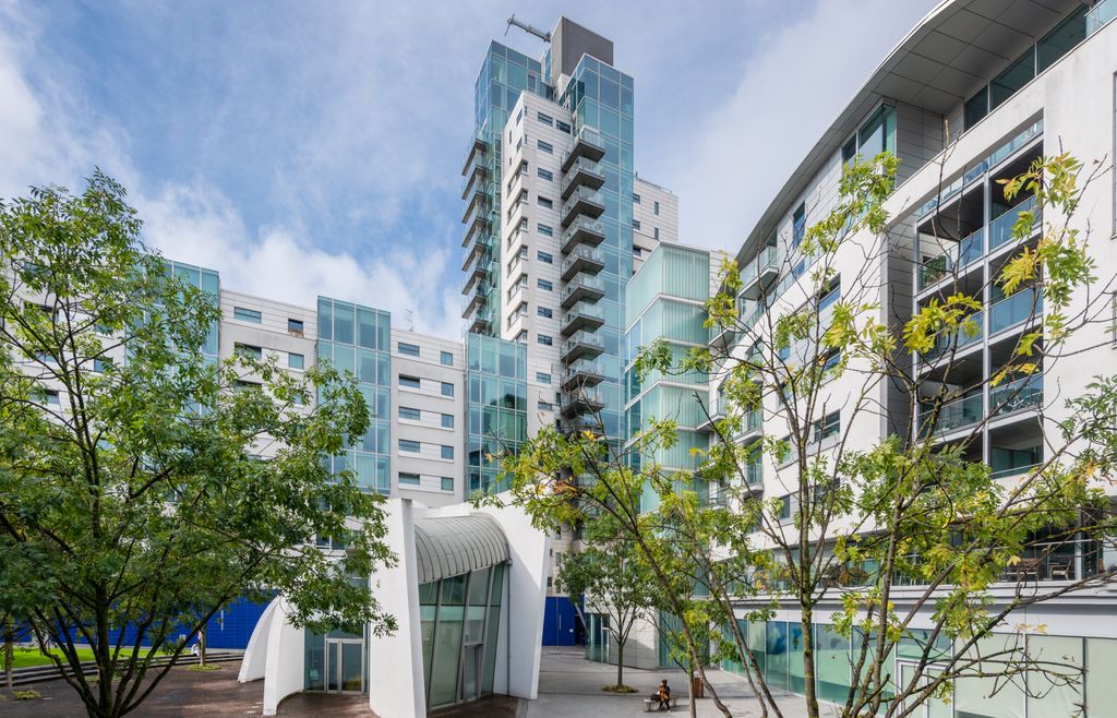 Property photo 2 of 11