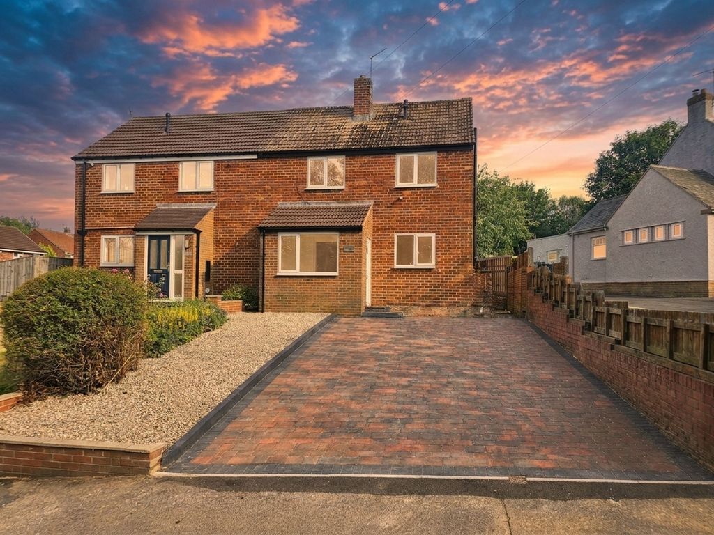 Property photo 1 of 10 External