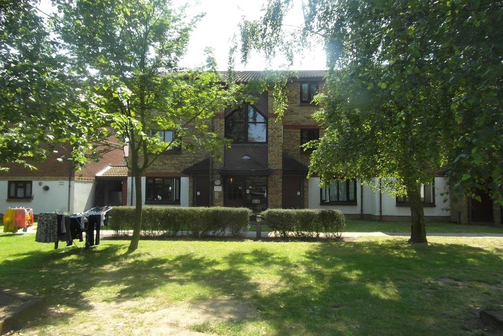 Property photo 1 of 7