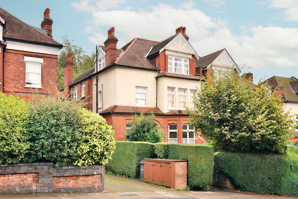 Property photo 1 of 13