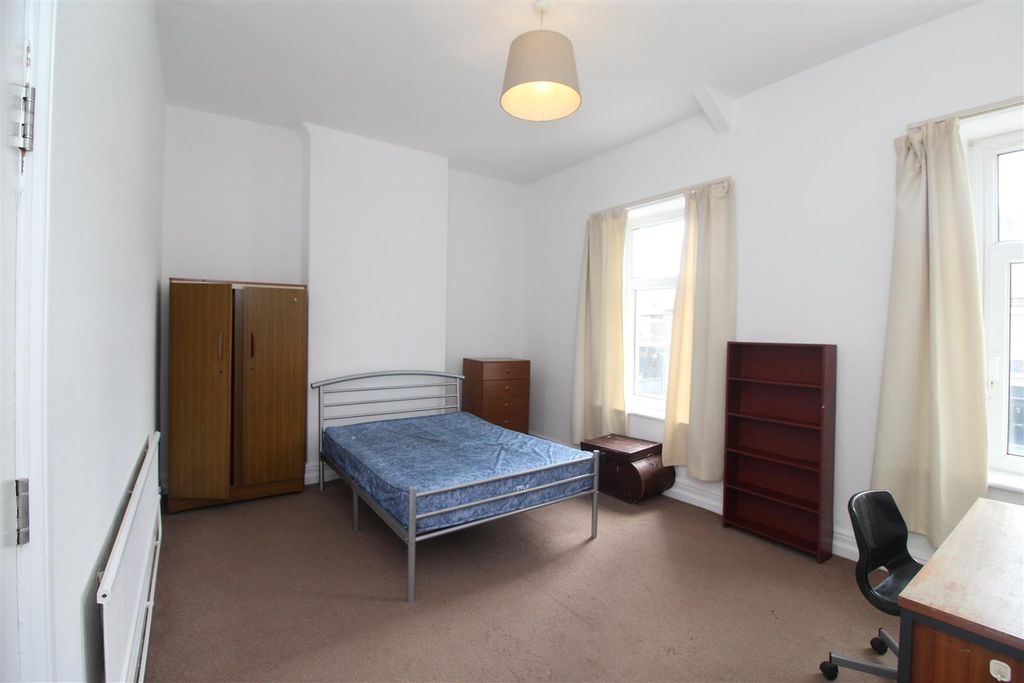 Property photo 3 of 13 Img_9985.Jpg