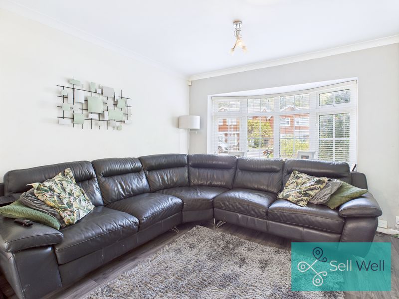 Property photo 2 of 32 Living Room