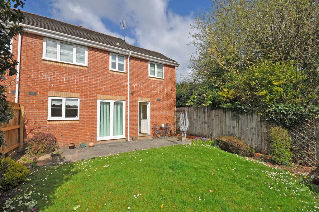 Property photo 2 of 20 Photo 2