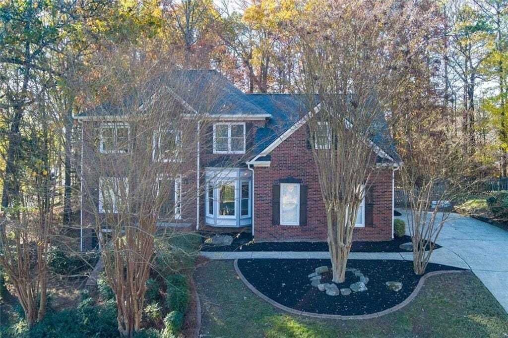 Property photo 1 of 31