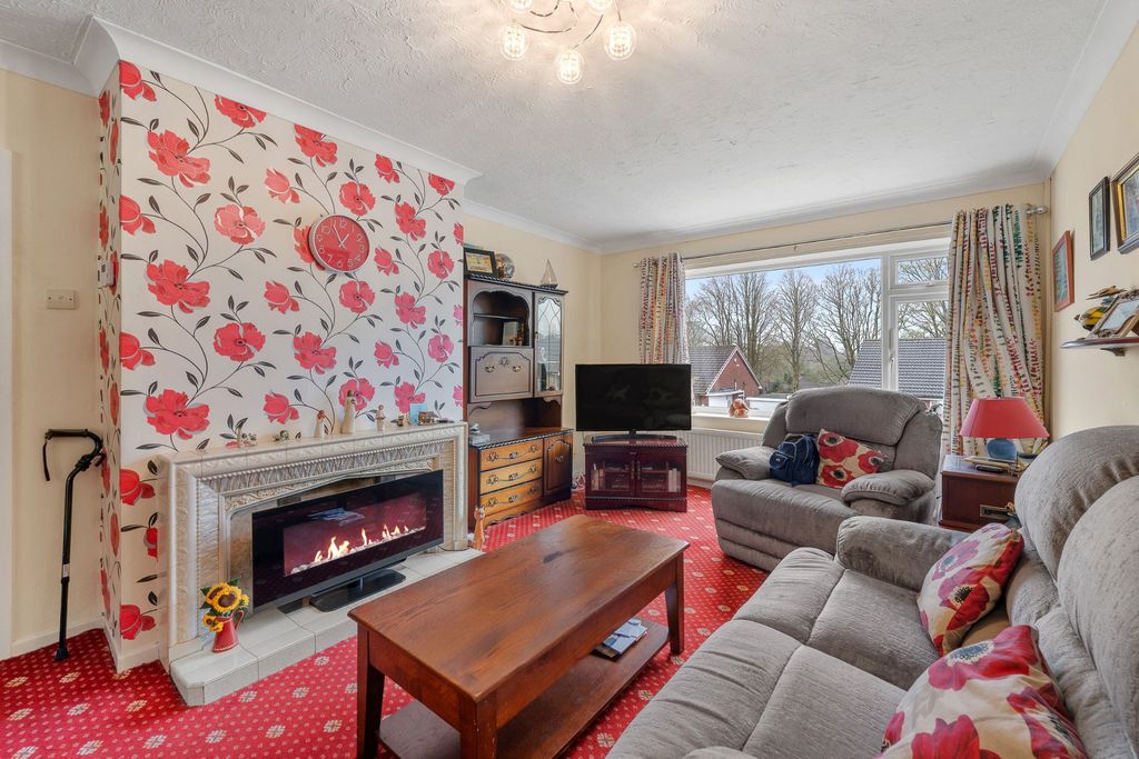 Property photo 2 of 25 Photograph 3