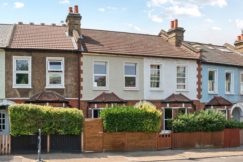 Property photo 2 of 20 1-6A63642B74F1c-1...