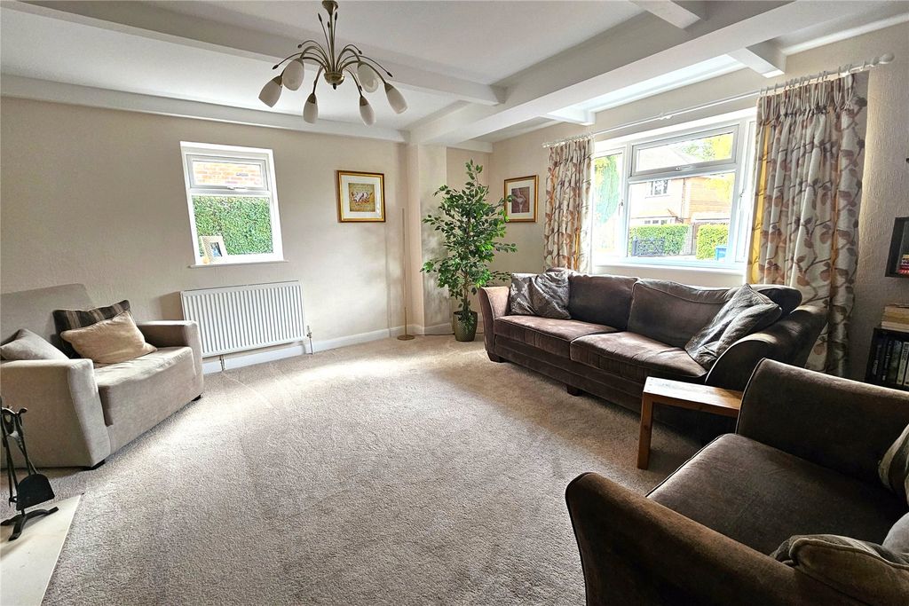 Property photo 3 of 28 Picture No. 44