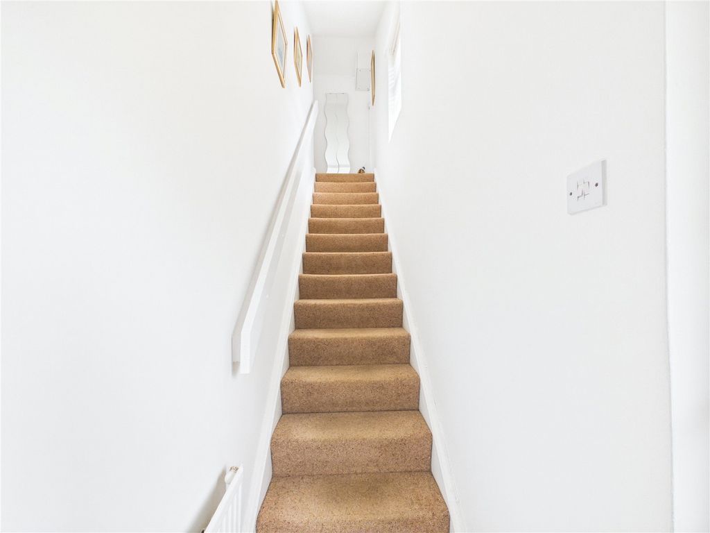 Property photo 3 of 10 Picture No. 01