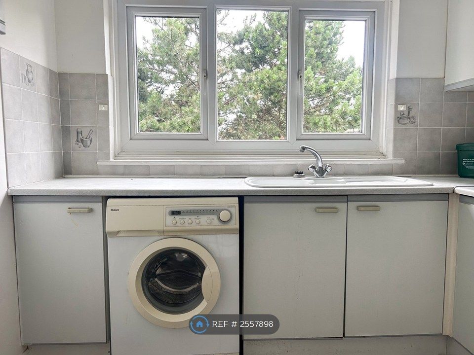 Property photo 1 of 14 Kitchen