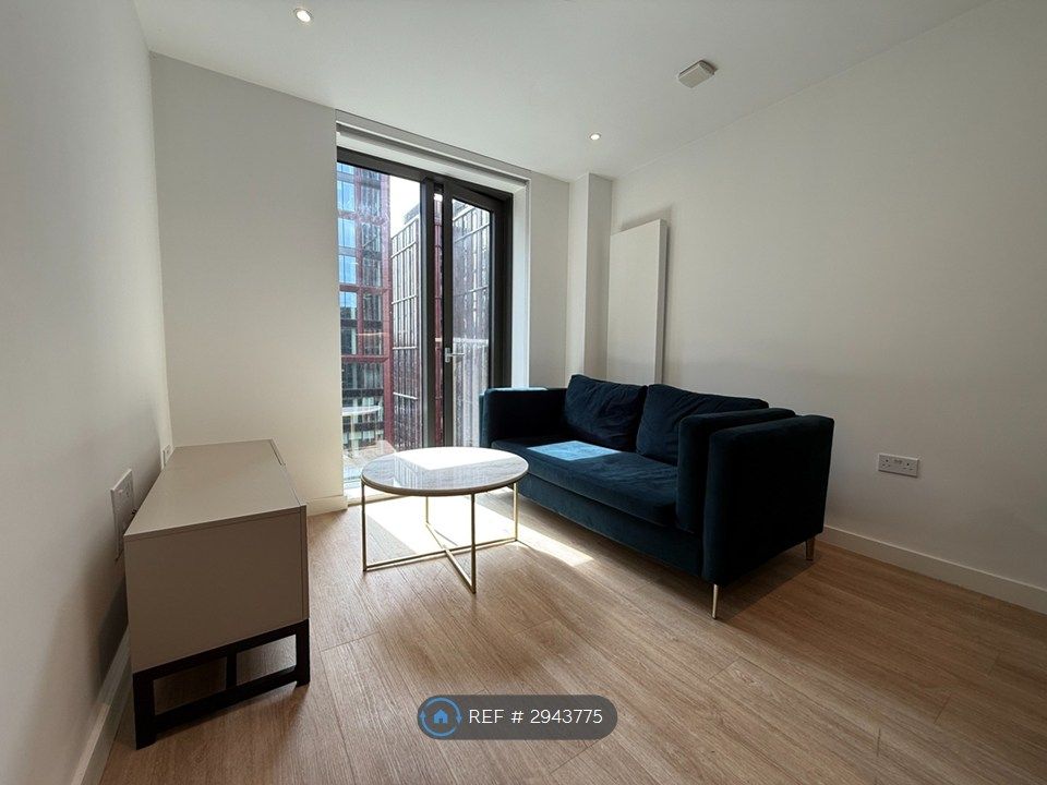 Property photo 1 of 6 Living Area