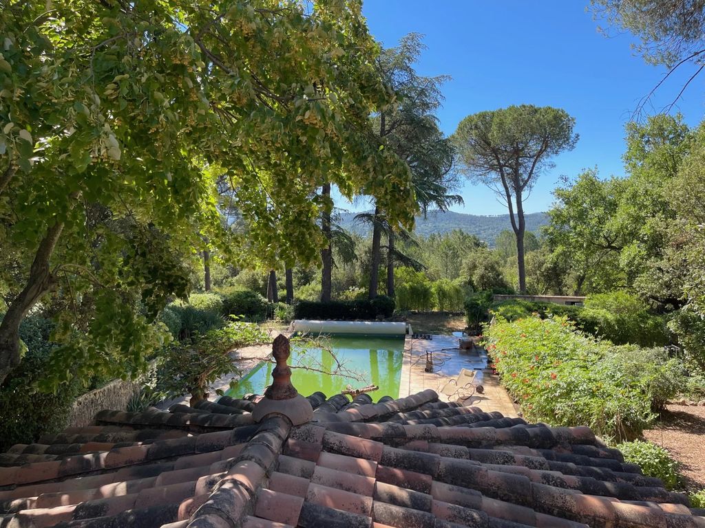 Property photo 1 of 29