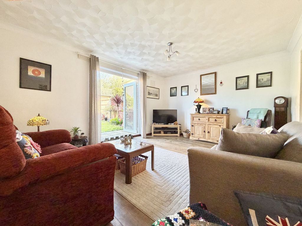 Property photo 3 of 16