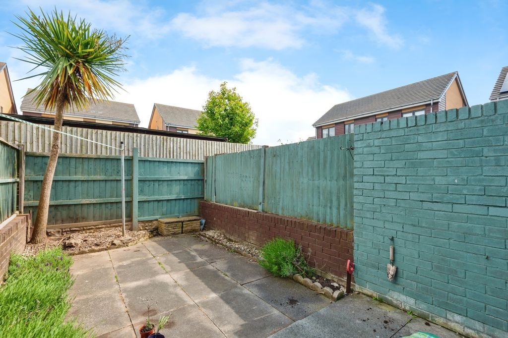 Property photo 3 of 3 Photo