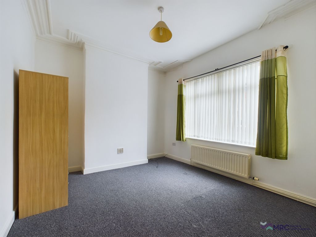 Property photo 2 of 11 Gallery