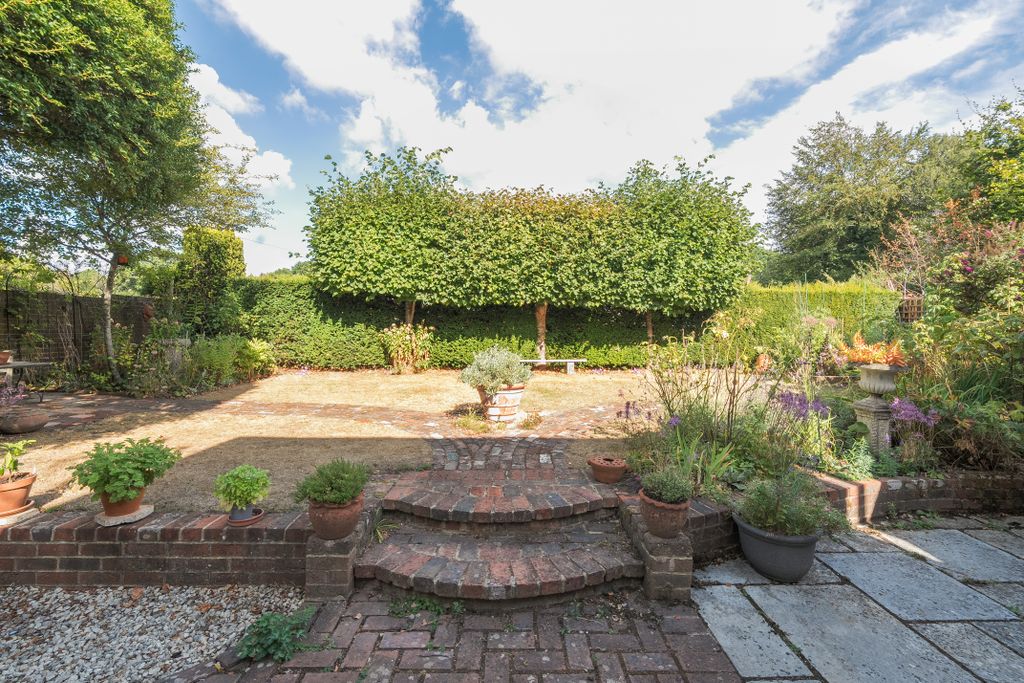 Property photo 3 of 19 3