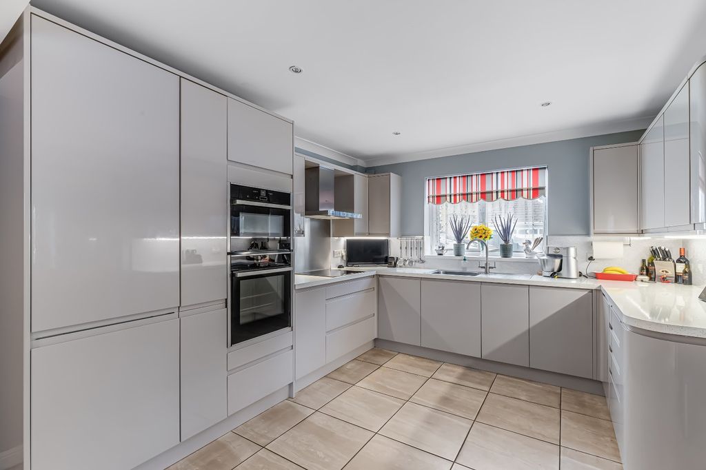 Property photo 2 of 23 Picture 2