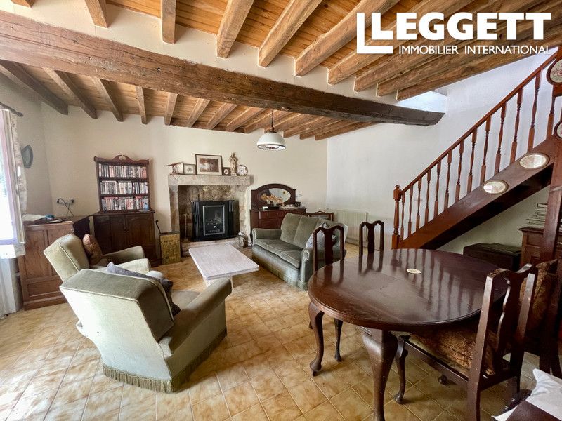 Property photo 3 of 10