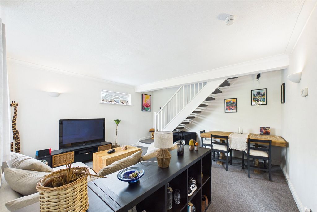 Property photo 2 of 10 Picture No. 20