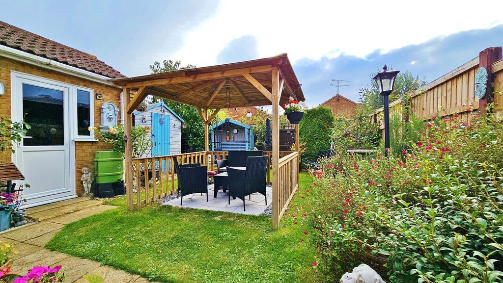 Property photo 2 of 15 Outside - Rear