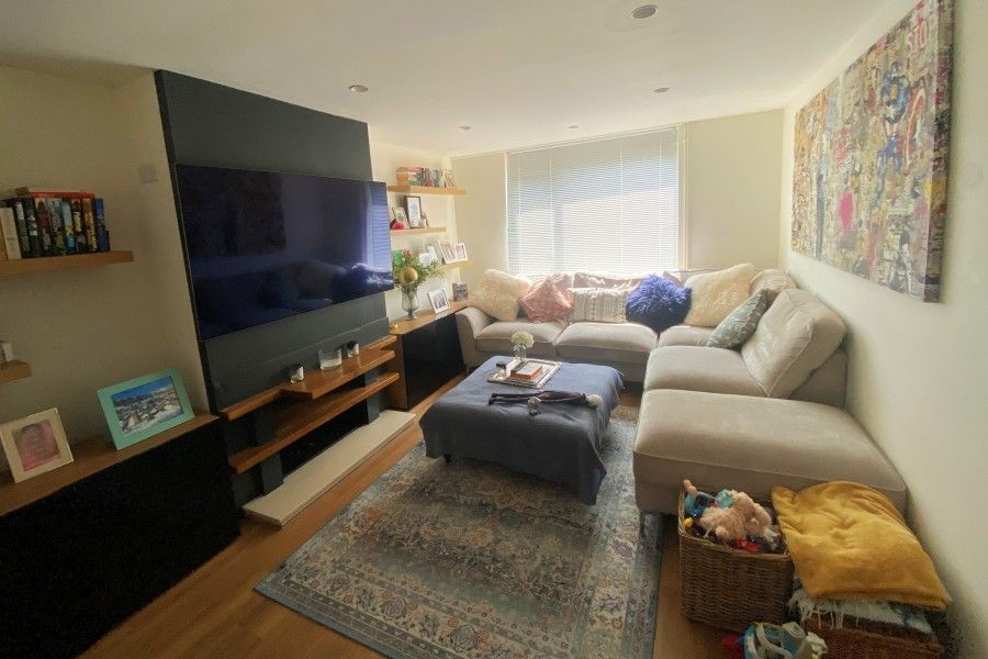Property photo 2 of 13