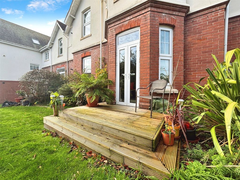 Property photo 2 of 15 Picture No. 04