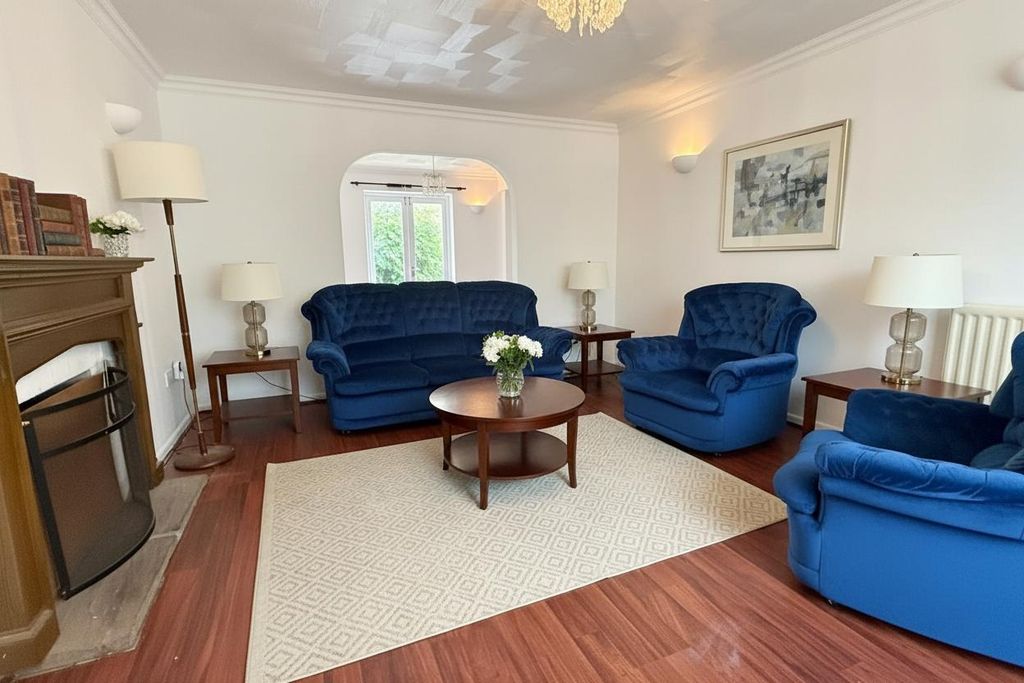 Property photo 3 of 14 Gallery