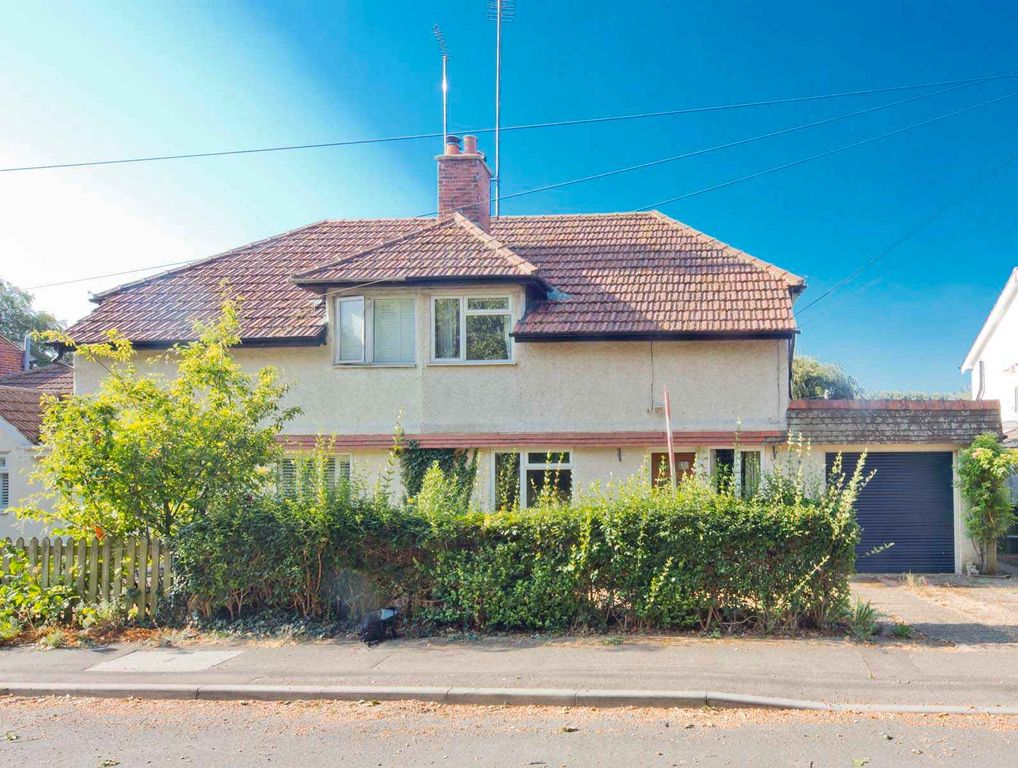 Property photo 1 of 11
