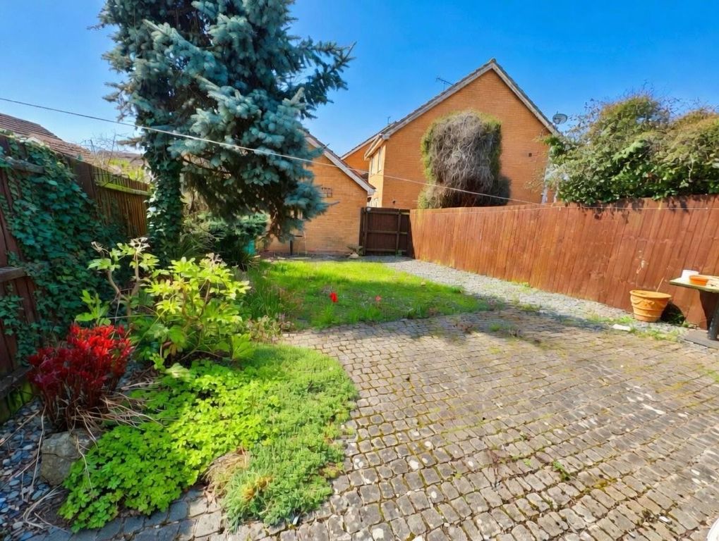 Property photo 3 of 15 Garden Edit.Jpg