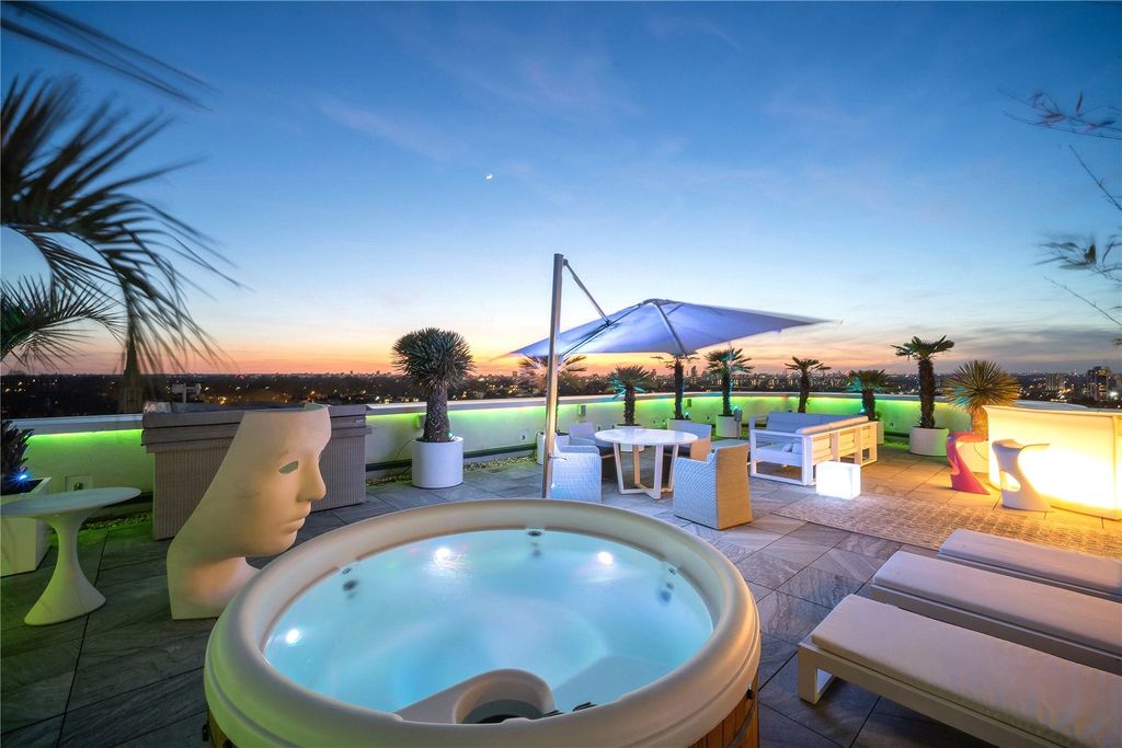 Property photo 2 of 20 Picture No. 19