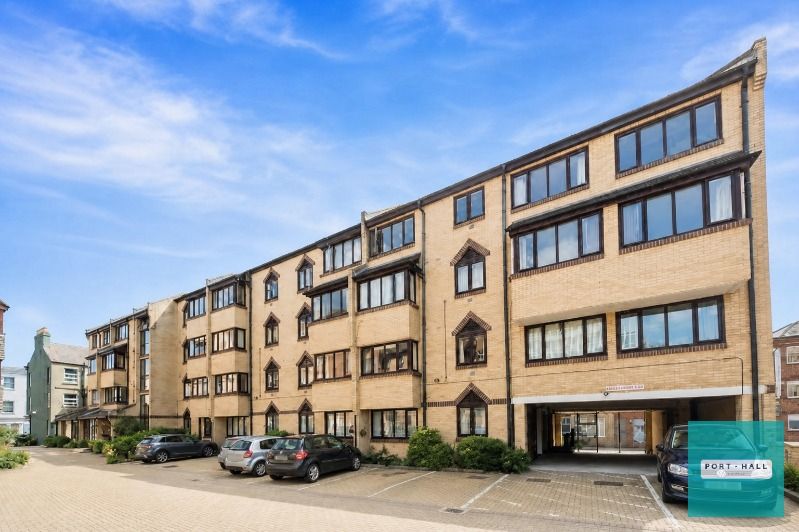 Property photo 1 of 13 One Bedroom Retirement Flat For Sale
