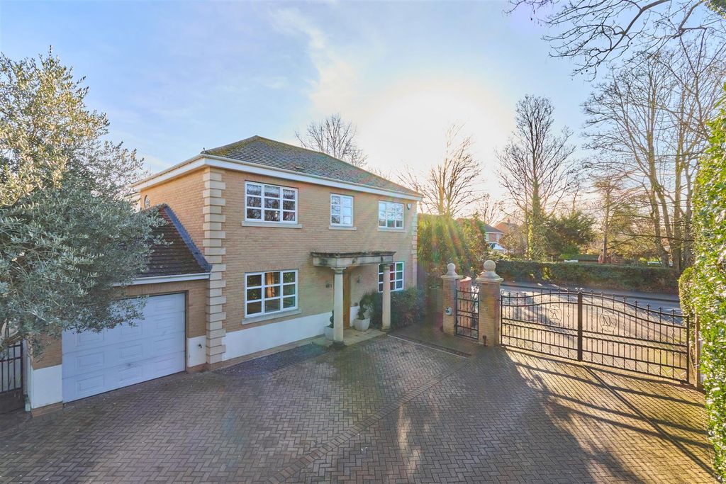 Property photo 2 of 36 Mill Reef 2801260001.Jpg