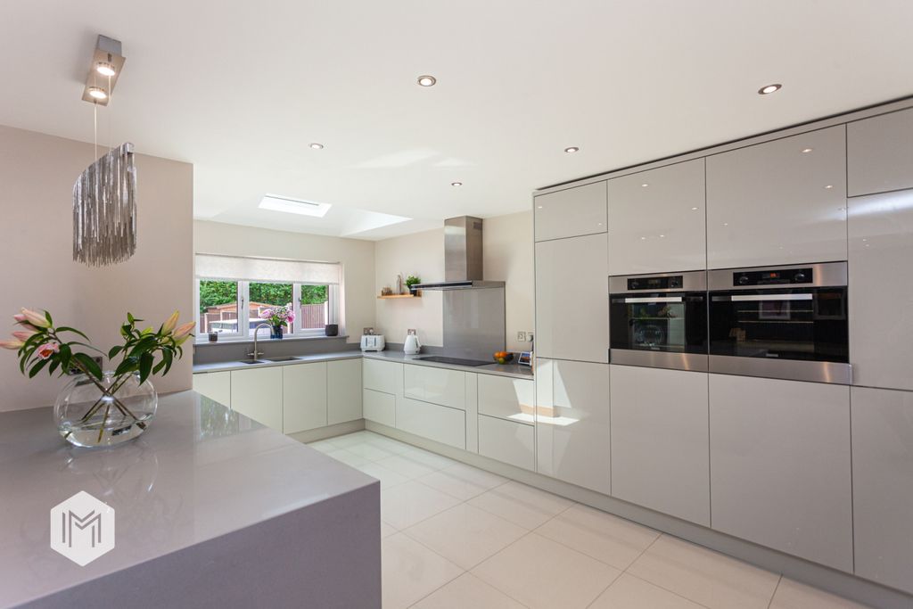 Property photo 3 of 43 Picture No. 09