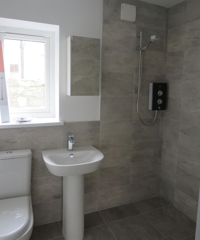 Property photo 3 of 4 Shower Room
