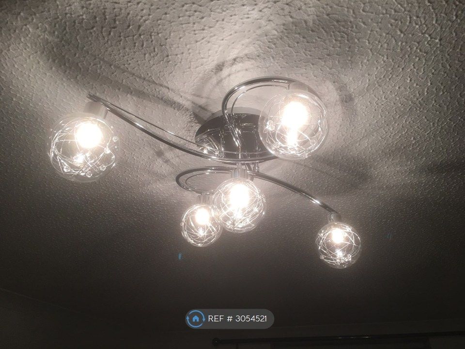Property photo 2 of 13 Lounge Lighting