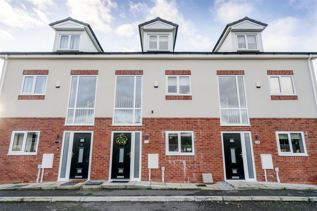 Property photo 1 of 30 Dsc00861 Copy.Jpg