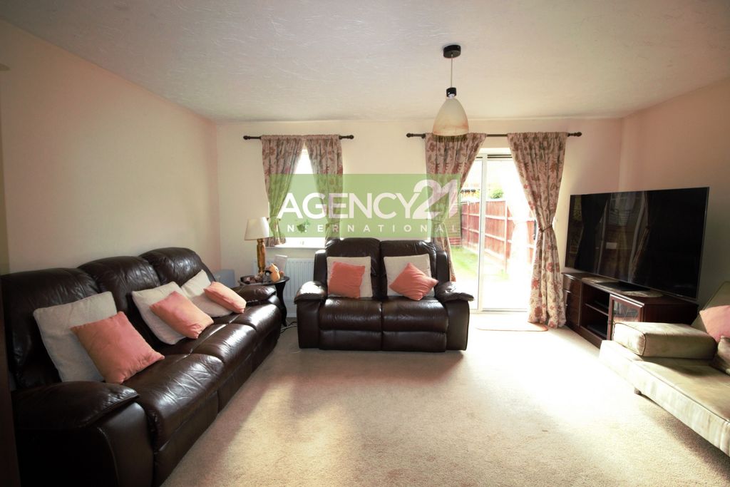 Property photo 3 of 17 Photo 25