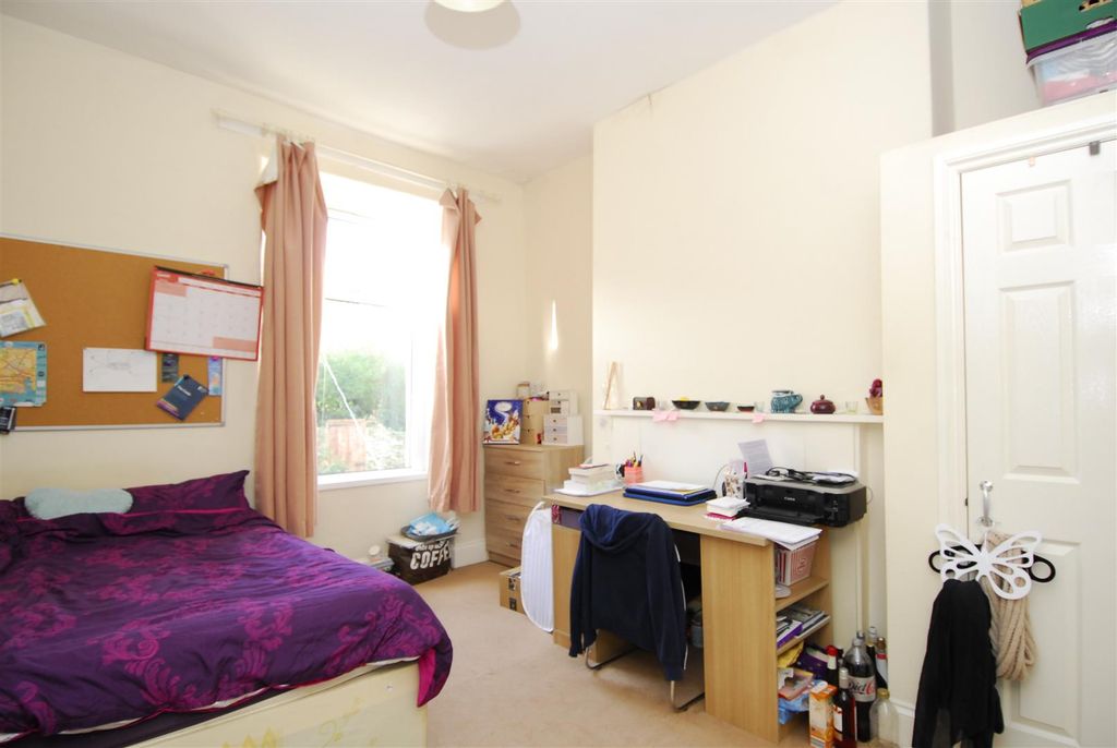 Property photo 3 of 7 21Southerntce005.Jpg