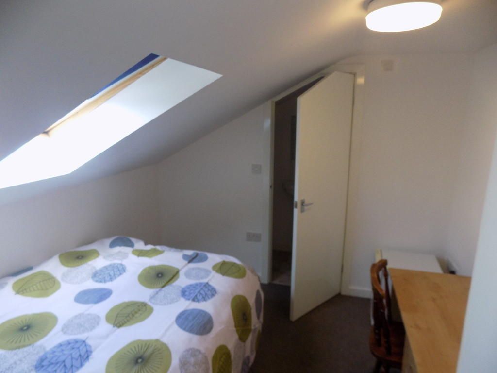 Property photo 2 of 3