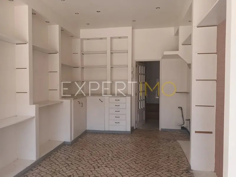 Property photo 3 of 9 Img 2