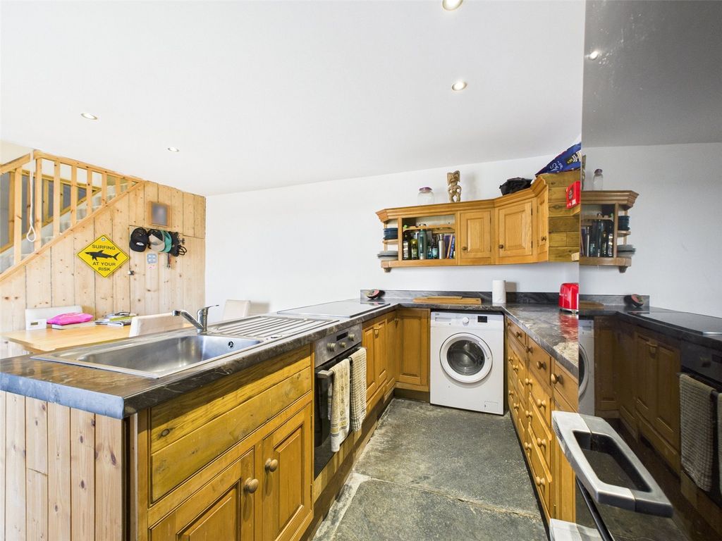 Property photo 3 of 14 Picture No. 06