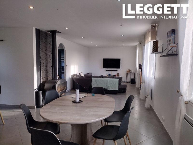 Property photo 3 of 10